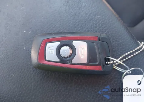 2015 BMW 328I z USA, uszkodzony, nr VIN WBA3A5C55FF608355